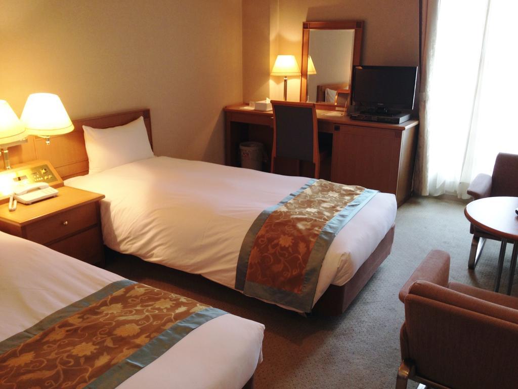 Hotel Sun Plaza Seasons Nagoya Exterior foto
