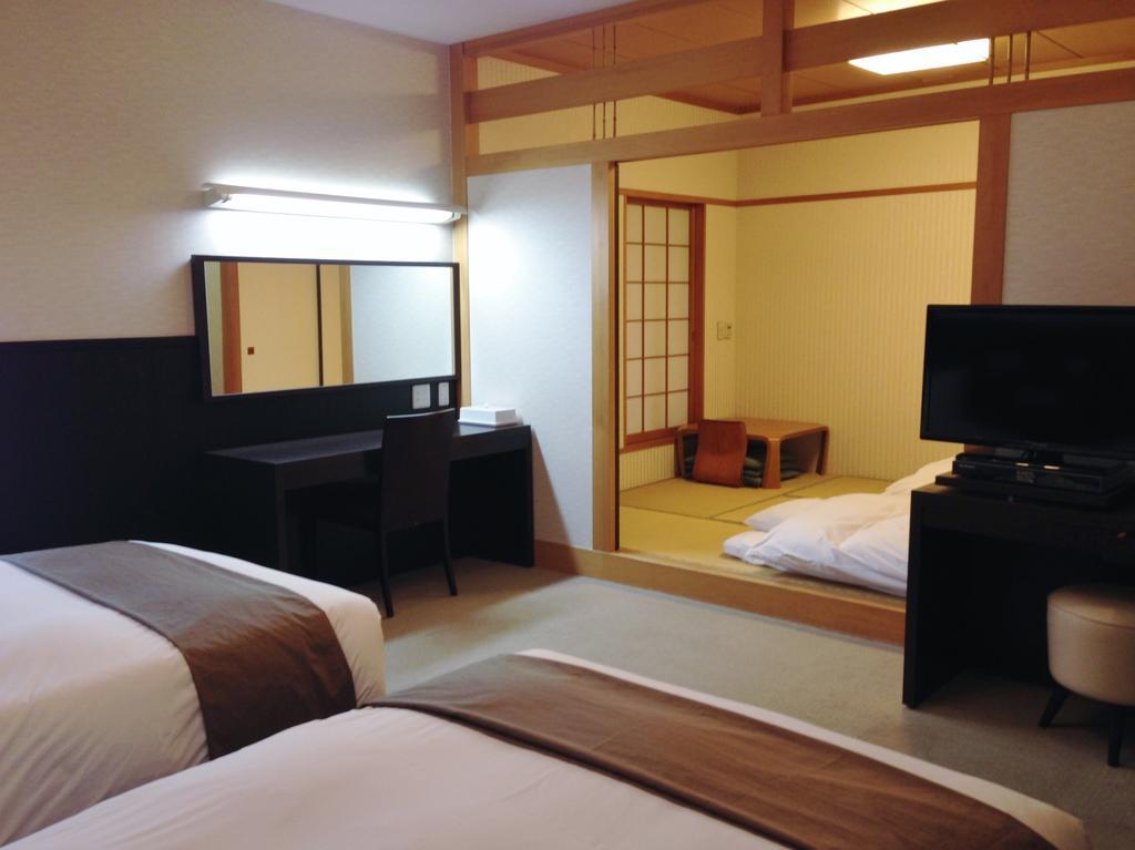 Hotel Sun Plaza Seasons Nagoya Exterior foto